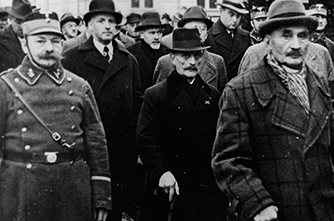 Deportation jüdischer Männer nach der Reichspogromnacht am 10. November 1938